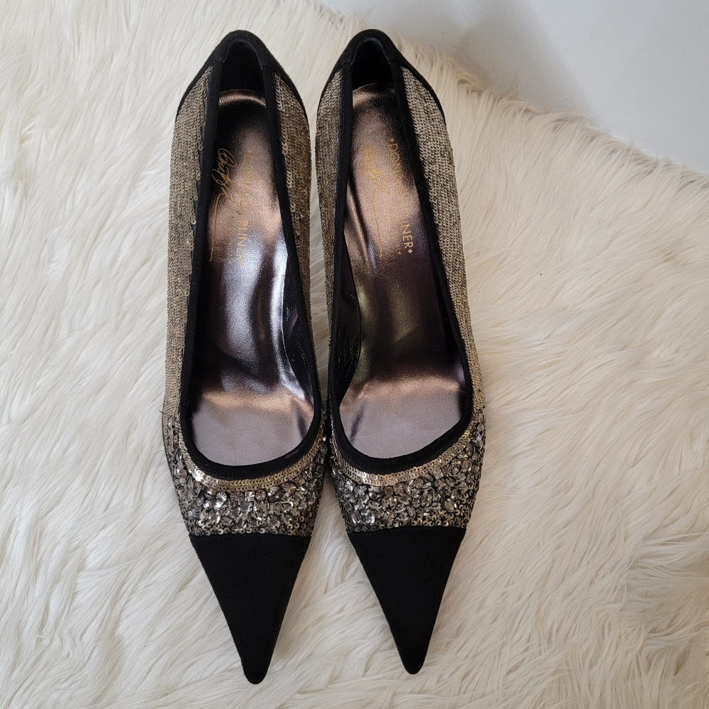 Donald J. Pliner Black and Gold Heels - Picture 9 of 11